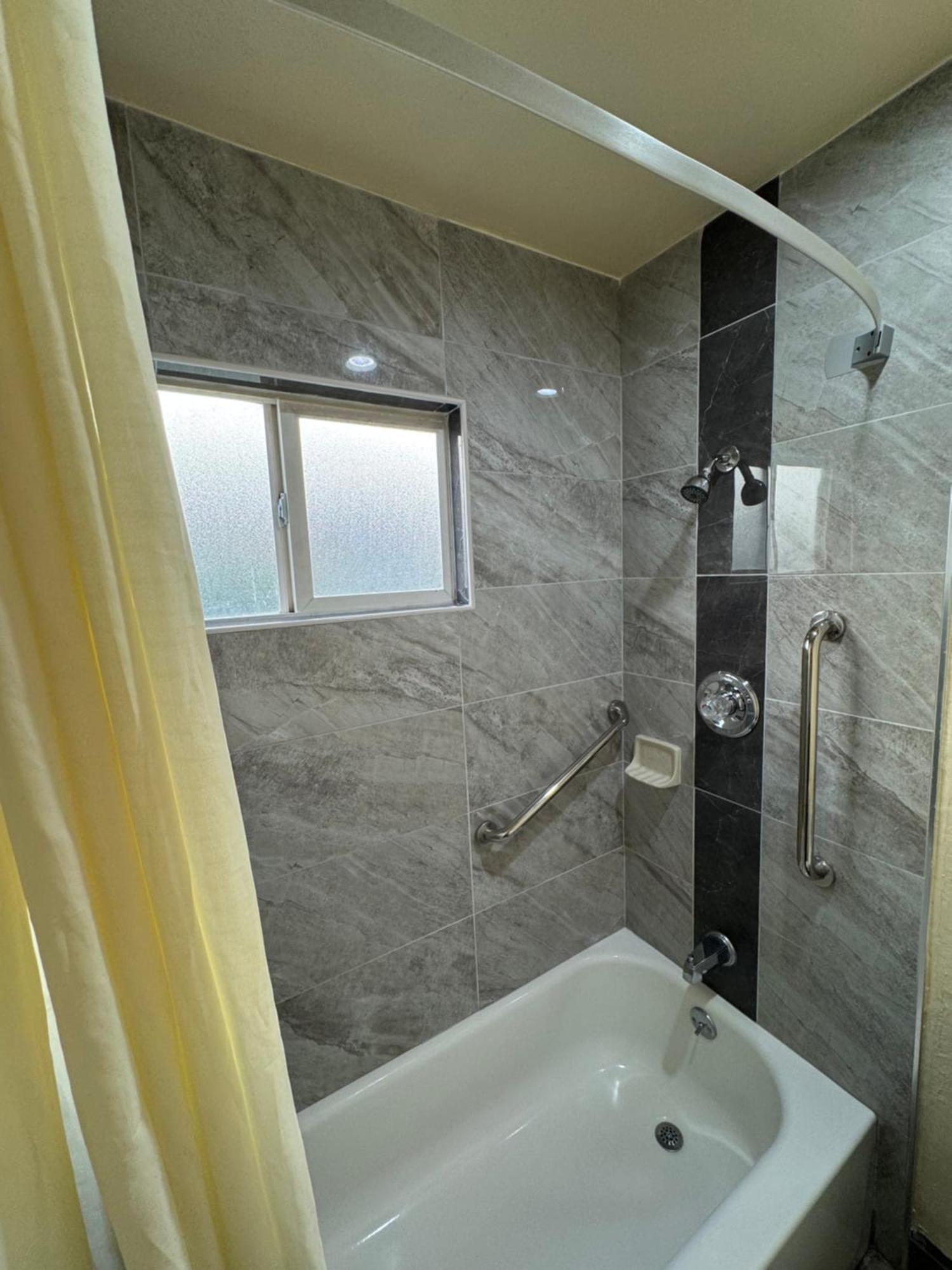 Discovery Inn Modesto Chambre photo